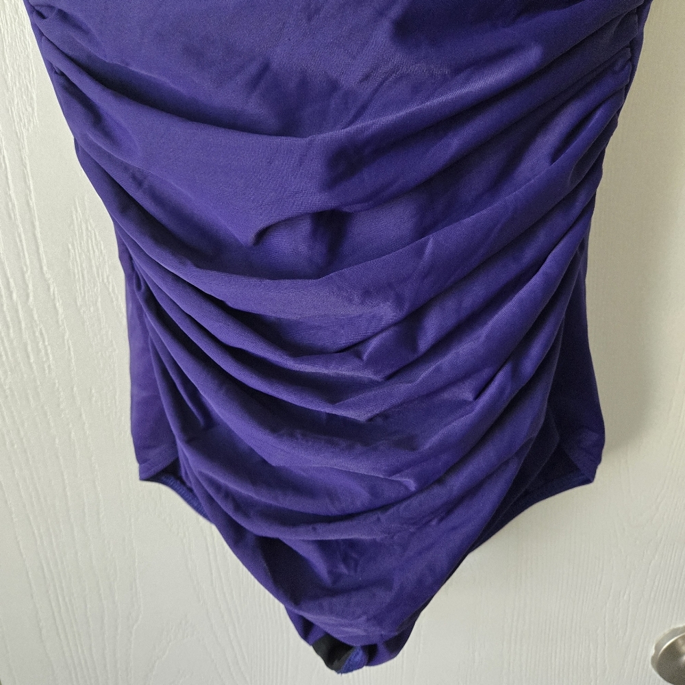 Miraclesuit Rialto One Piece - Picture 5 of 10